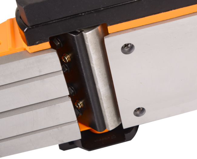 Электрический рубанок ВИХРЬ Р-110/1300