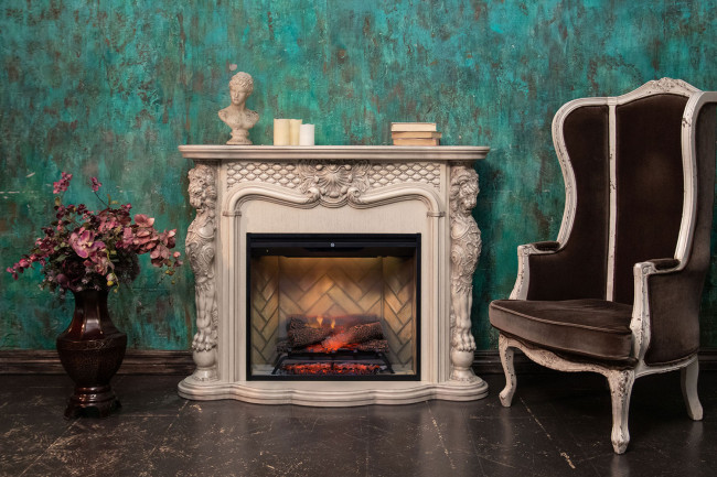 Каминокомплект Castle - Слоновая кость с темной патиной с очагом Symphony 30'' DF3020-EU
