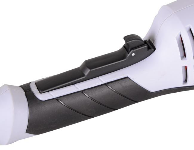 Углошлифовальная машина УШМ-180/1800 Ресанта