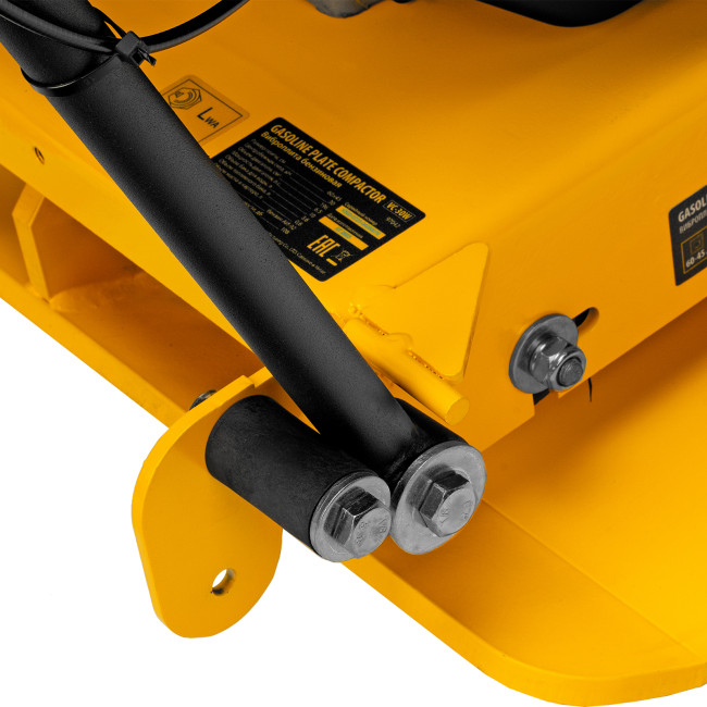 Виброплита бензиновая VC-30W, 30 кН, 60*45 см, 196 см3, бак для воды Denzel Виброплита бензиновая VC-30W, 30 кН, 60*45 см, 196 см3, бак для воды Denzel