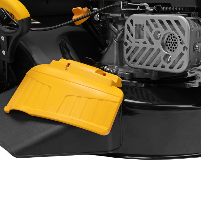 Бензиновая газонокосилка GLT-460SP-T, Trike 149 см3, 46 см, привод, панель, 60л Denzel Бензиновая газонокосилка GLT-460SP-T, Trike 149 см3, 46 см, привод, панель, 60л Denzel