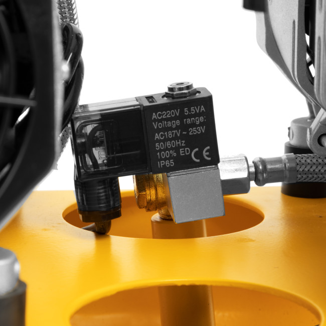 Компрессор безмасляный, малошумный DLS 2200/50, 2200 Вт, 2x1100, 50 л, 380 л/мин Denzel