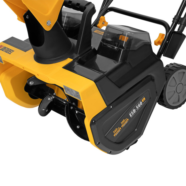 Снегоуборочная машина аккумуляторная, ESB-560Li, 560 мм, 40В, 2 АКБ 5 Ач, ЗУ, метал. шнек Denzel