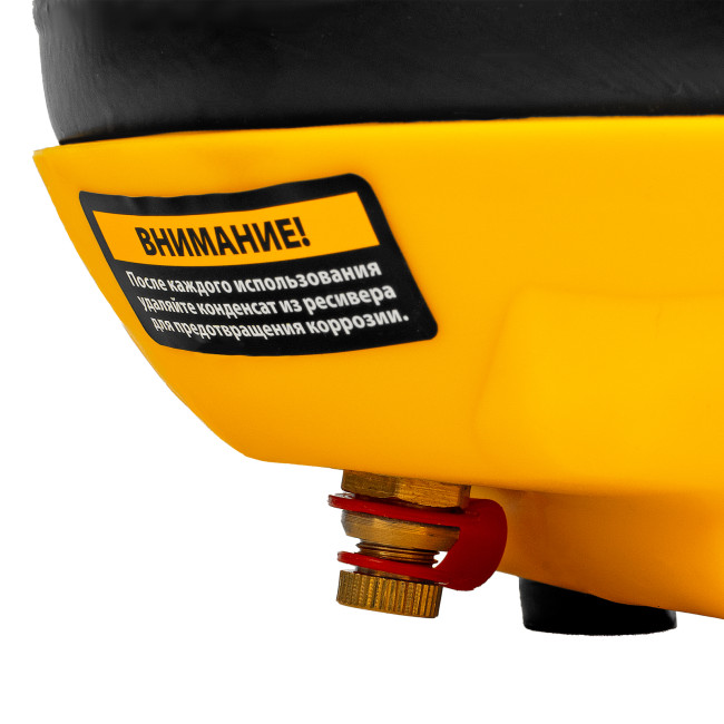 Компрессор воздушный DL1300, 10 бар, 1,3 кВт 180 л/мин 5 л, с набором аксессуаров Denzel Компрессор воздушный DL1300, 10 бар, 1,3 кВт 180 л/мин 5 л, с набором аксессуаров Denzel