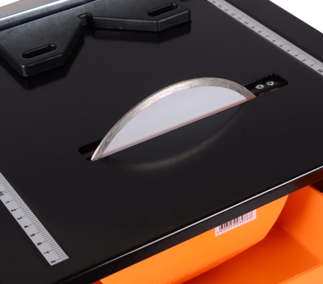 Плиткорез электрический ЭП-180 Вихрь Плиткорез электрический ЭП-180 Вихрь